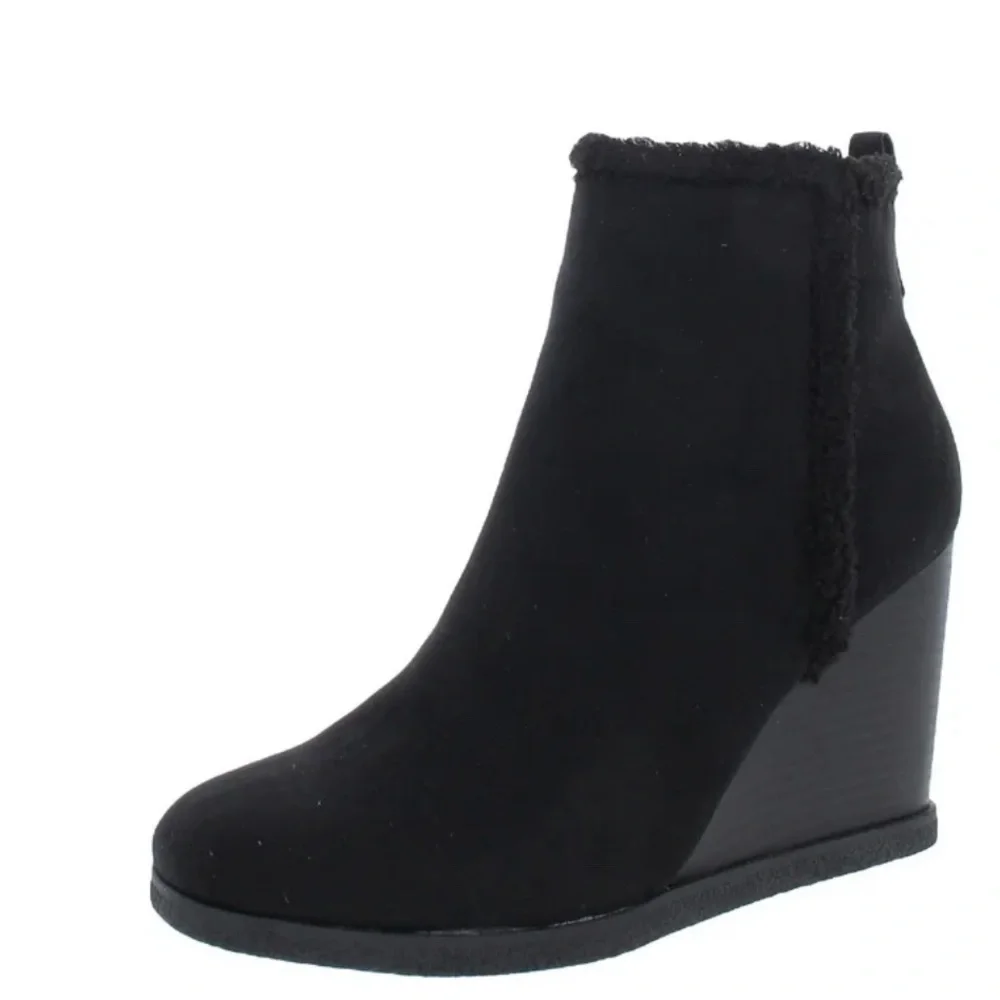 Sun + Stone NIB Camille’s Wedge Booties SIZE 11